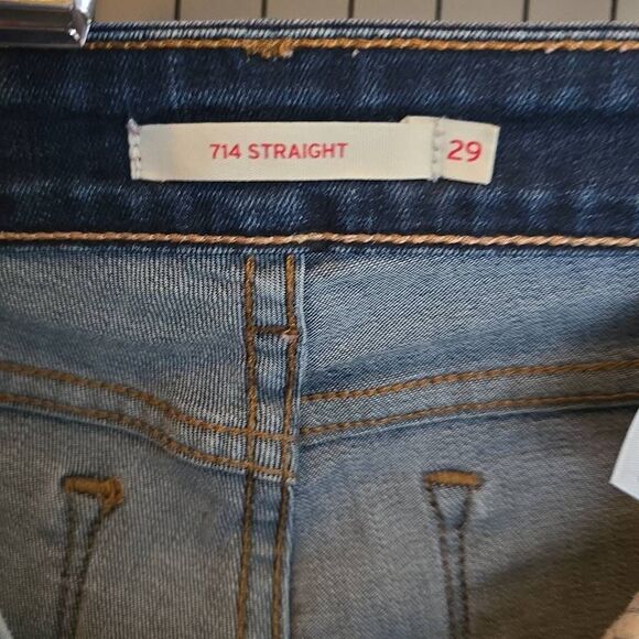 Levi's 714 Straight Dark Wash Stretch Jeans. Mid Rise, Button, Zipper. Size 29 - Picture 7 of 7